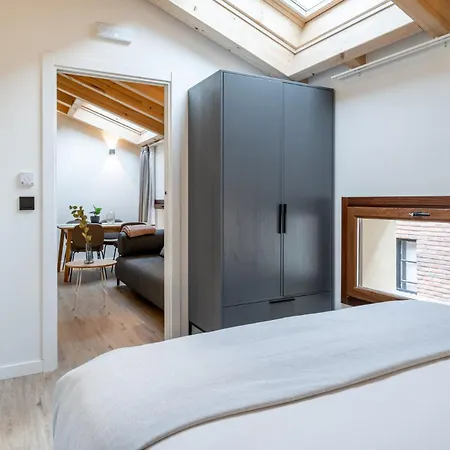 Limehome Palacio De Alava-velasco Appartement