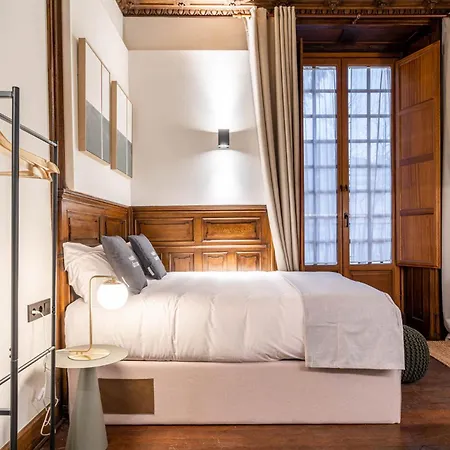 Limehome Palacio De Alava-velasco