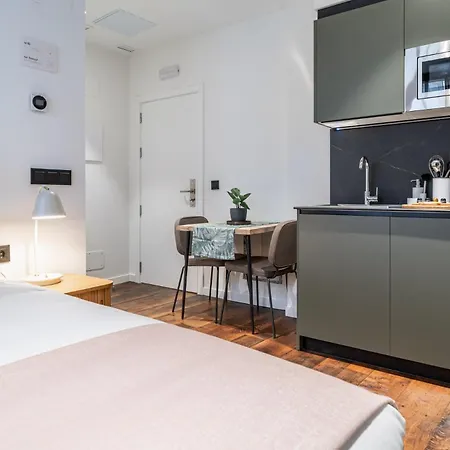 Limehome Palacio De Alava-velasco Vitoria-Gasteiz