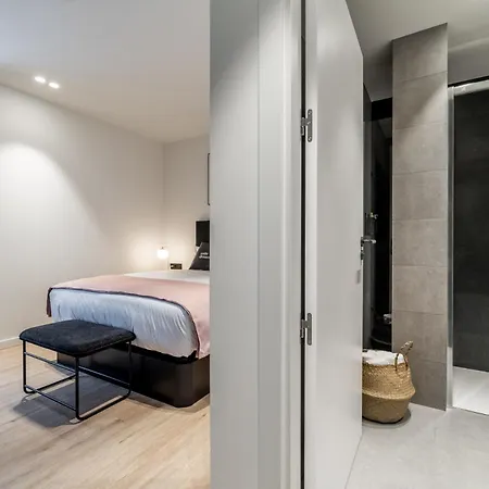 Limehome Palacio De Alava-velasco *