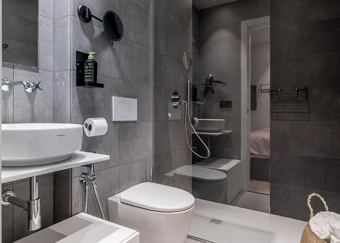 Limehome Palacio De Alava-velasco * Vitoria-Gasteiz