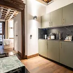 Limehome Palacio De Alava-velasco شقة