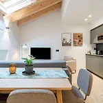 شقة Limehome Palacio De Alava-velasco فيتوريا غاستيِز