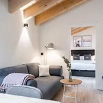 شقة Limehome Palacio De Alava-velasco فيتوريا غاستيِز