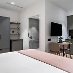 Limehome Palacio De Alava-velasco