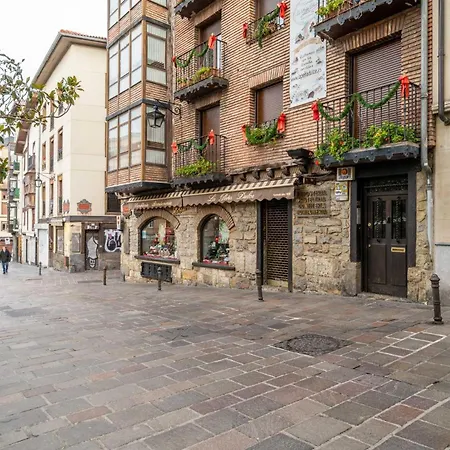 Limehome Palacio De Alava-velasco Lägenhet *