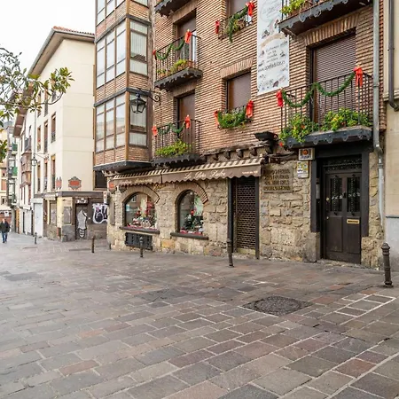 Limehome Palacio De Alava-velasco Apartment *