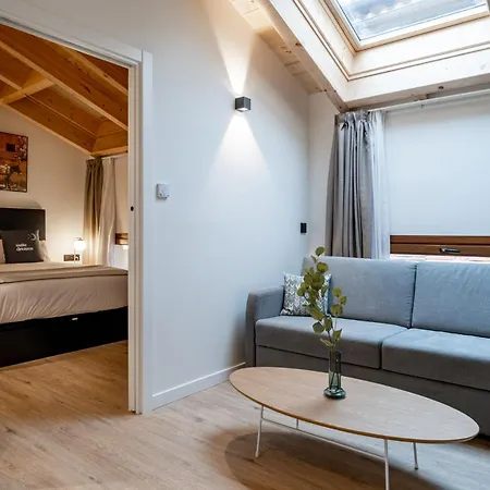 아파트 Limehome Palacio De Alava-velasco *
