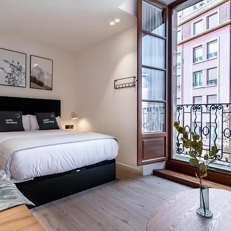 Limehome Palacio De Alava-velasco * 비토리아개스테즈