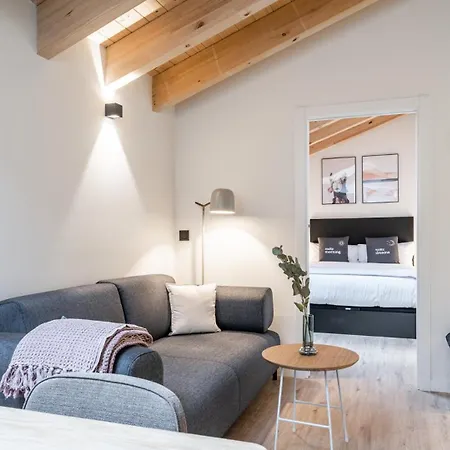 아파트 Limehome Palacio De Alava-velasco 비토리아개스테즈