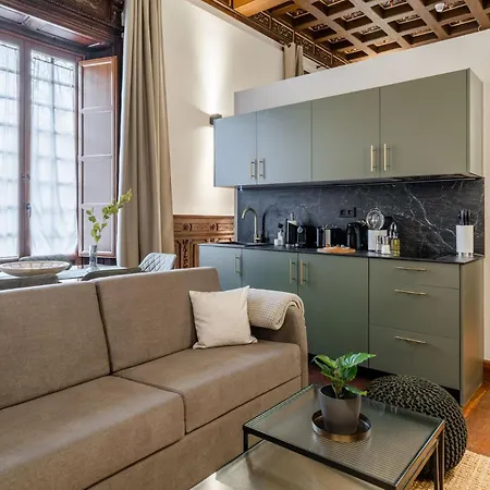 Limehome Palacio De Alava-velasco * Vitoria-Gasteiz