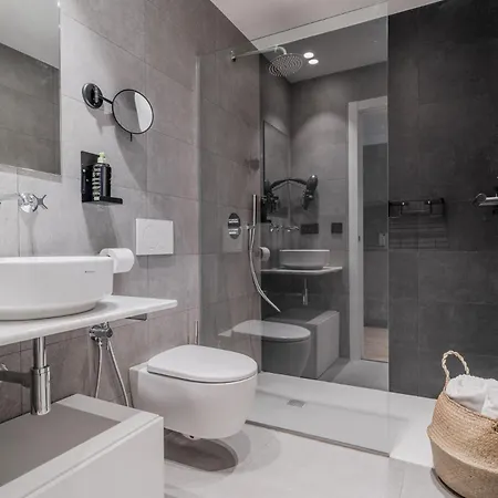 Limehome Palacio De Alava-velasco Daire *