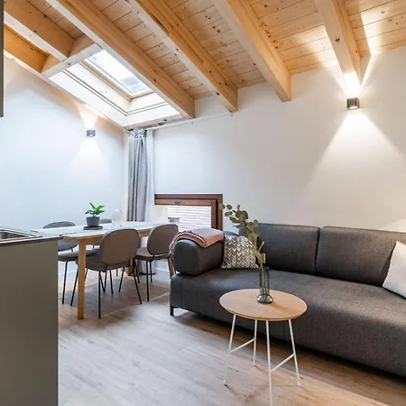 Limehome Palacio De Alava-velasco 비토리아개스테즈