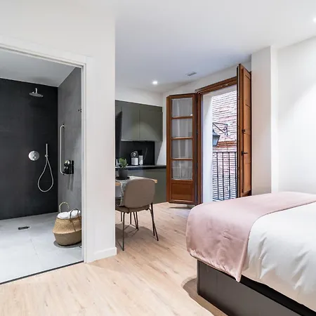 Limehome Palacio De Alava-velasco 비토리아개스테즈