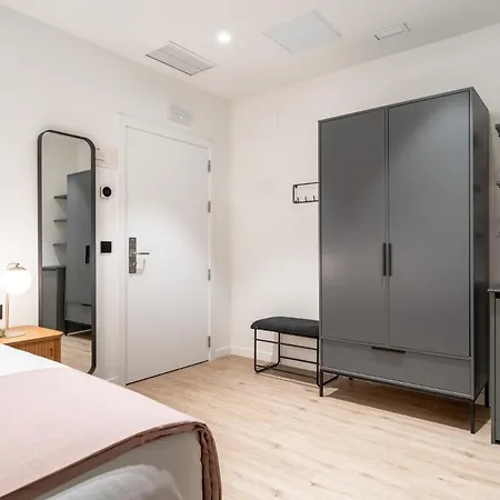 아파트 Limehome Palacio De Alava-velasco 비토리아개스테즈