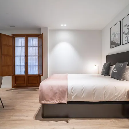 아파트 Limehome Palacio De Alava-velasco *