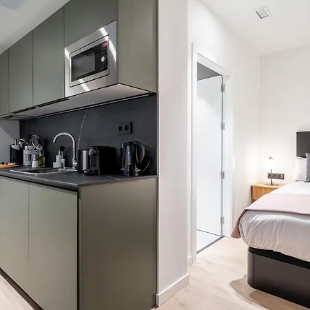 Limehome Palacio De Alava-velasco * 비토리아개스테즈