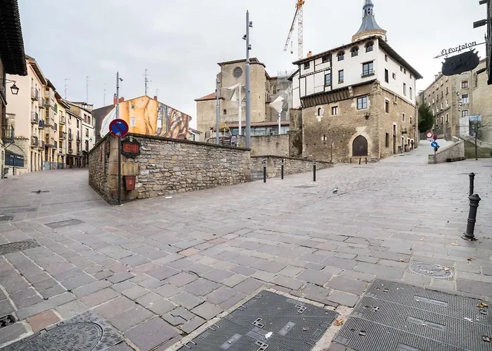 Lägenhet Limehome Palacio De Alava-velasco