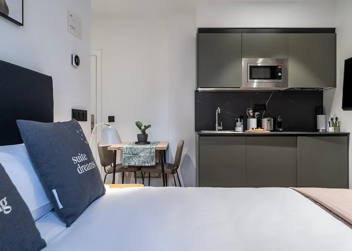 Limehome Palacio De Alava-velasco * Vitoria-Gasteiz